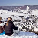 Edelweiss De Luxe Mit Hotelanbindung, Saunalandschaft Und Meinecardplus * Willingen (Upland)