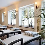 Edelweiss De Luxe Mit Garten, Hotelanbindung, Saunalandschaft Und Meinecardplus * Willingen (Upland)