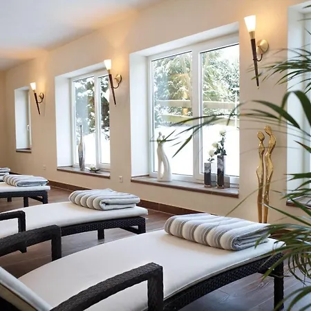 Edelweiss De Luxe Mit Garten, Hotelanbindung, Saunalandschaft Und Meinecardplus * ヴィリンゲン